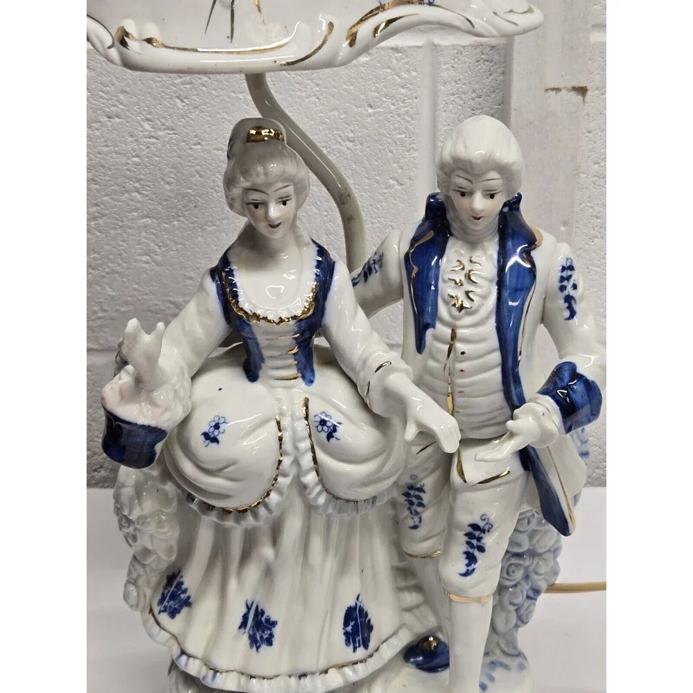 Vintage Colonial Victorian Porcelain  Lamp George & Martha Blue White